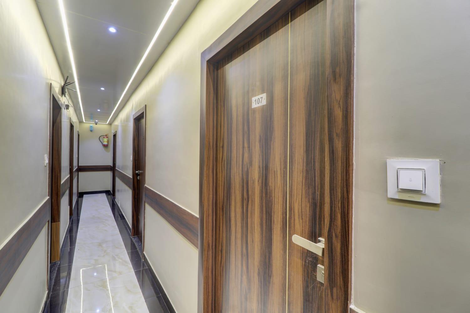 Hotel New Blue Sapphire Residency Mumbai Exterior foto